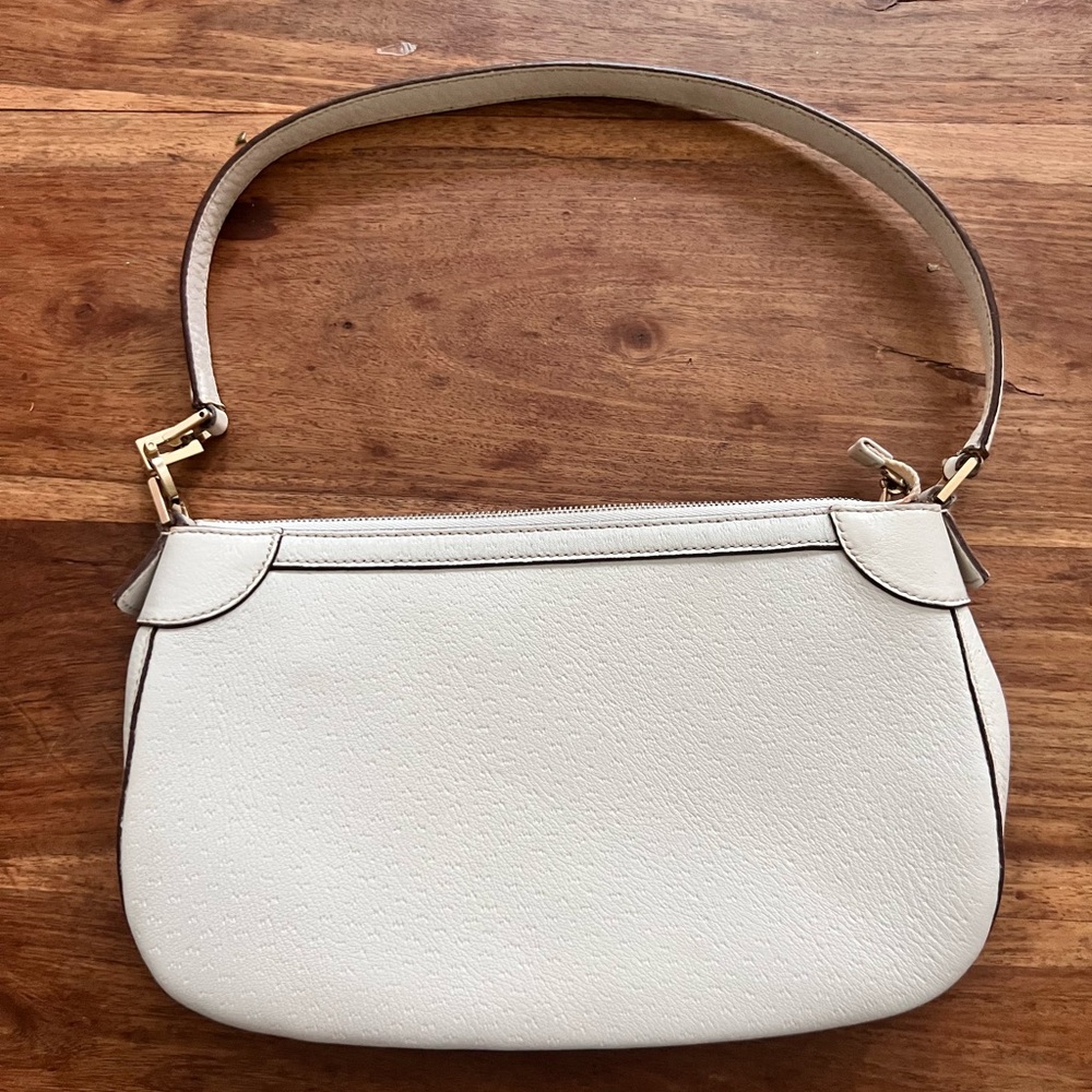 Salvatore Ferragamo Cream Shoulder Bag
